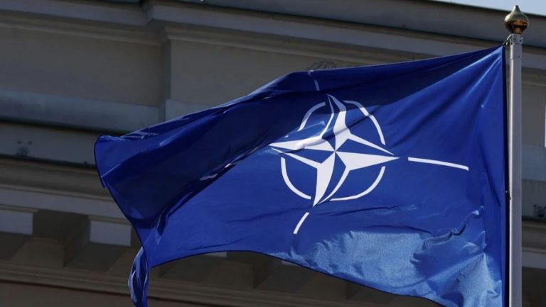 NATO Operasi Ofensif Rusia