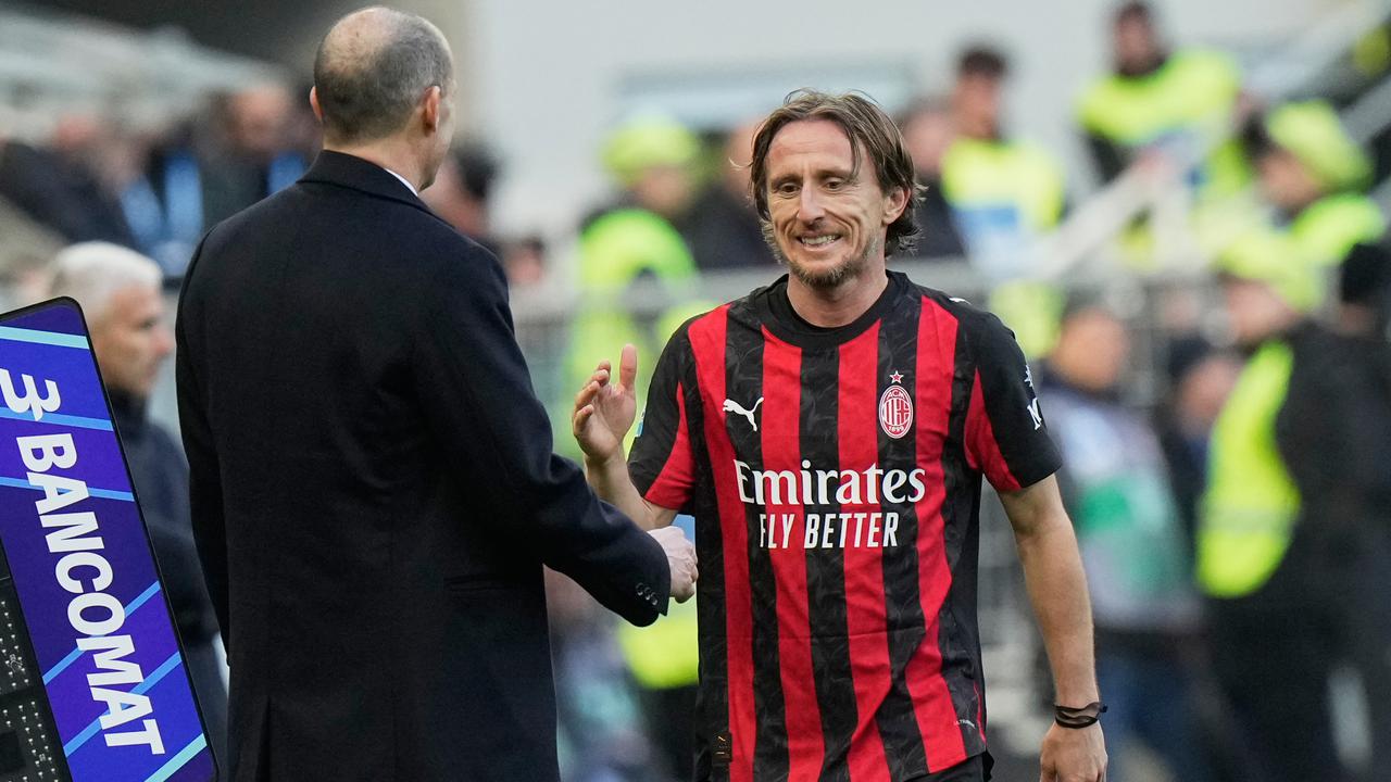 AC Milan Berharap 'Sang Maestro' Luka Modric Bertahan Lebih Lama: Proyek Ambisius Rossoneri!