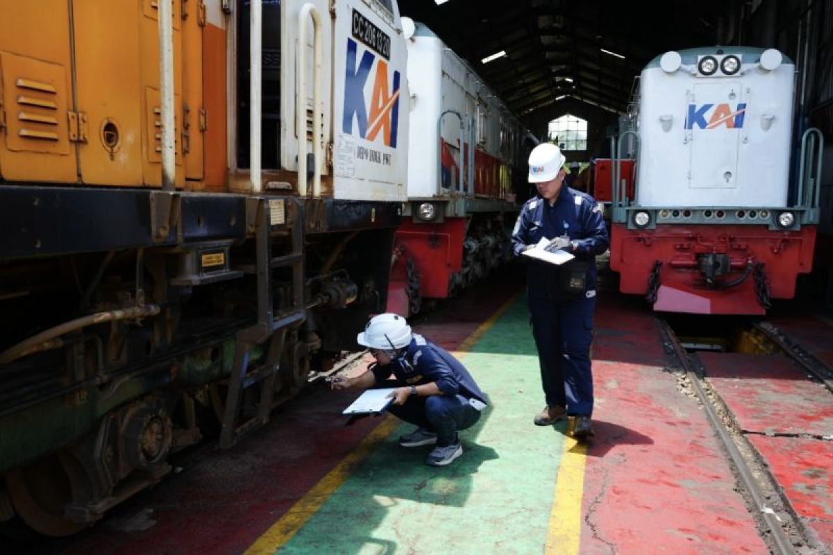 DJKA Kemenhub telah menuntaskan inspeksi keselamatan terhadap 587 sarana kereta api di wilayah Daop 8 Surabaya.