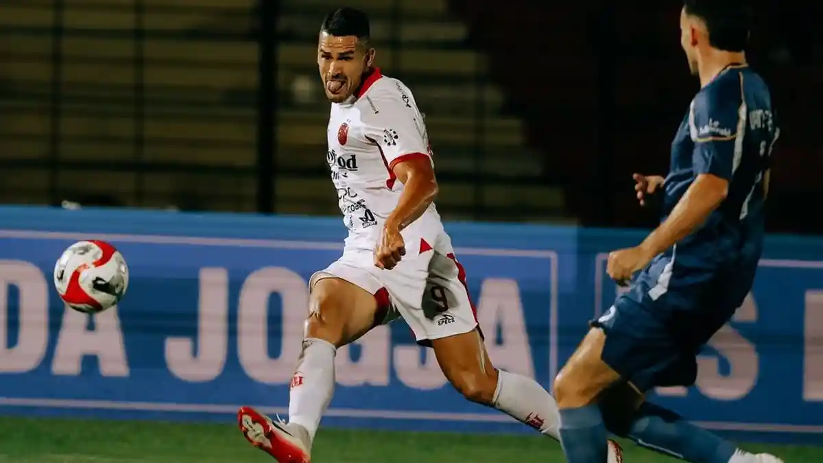 PSIM Yogyakarta cetak sejarah! Tertinggal tiga gol, Laskar Mataram bangkit dan bungkam Bali United secara dramatis.
