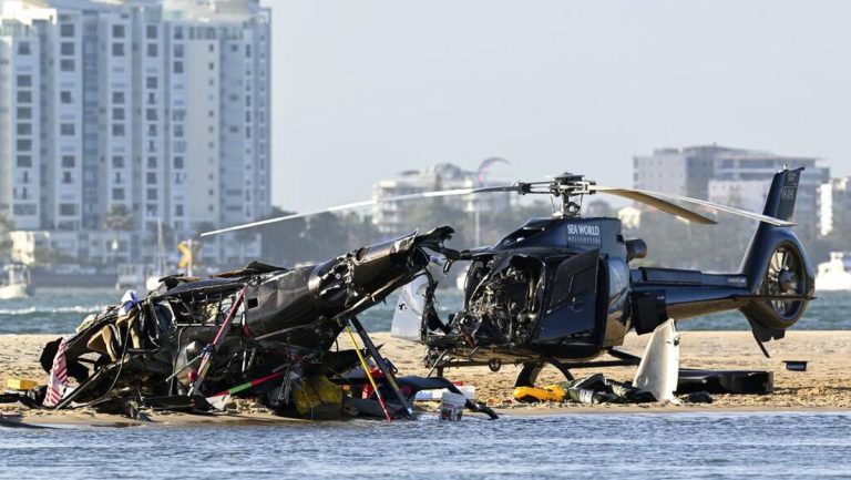 helikopter militer Iran jatuh saat menjalani misi latihan. Empat orang awak tewas dalam insiden tragis ini.