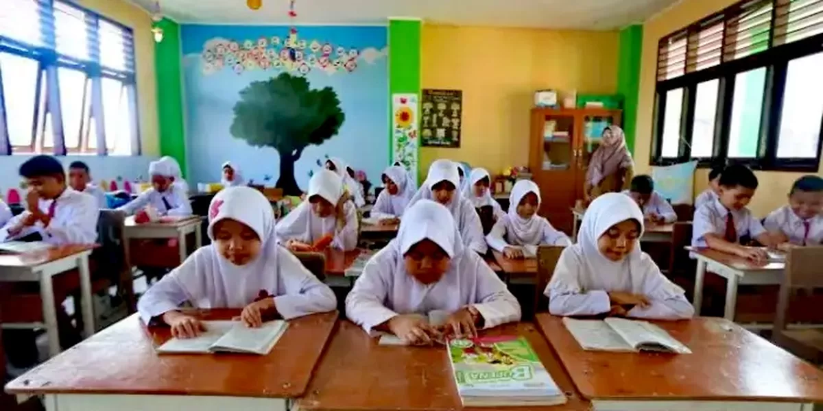 Pemerintah mengeluarkan kebijakan baru terkait jam belajar dan kegiatan sekolah selama bulan Ramadhan