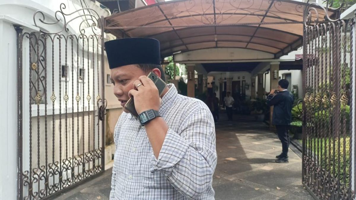 Pihak keluarga akhirnya angkat bicara mengenai kondisi terakhir Alex Noerdin sebelum wafat. Simak klarifikasi resmi yang membantah isu pengobatan