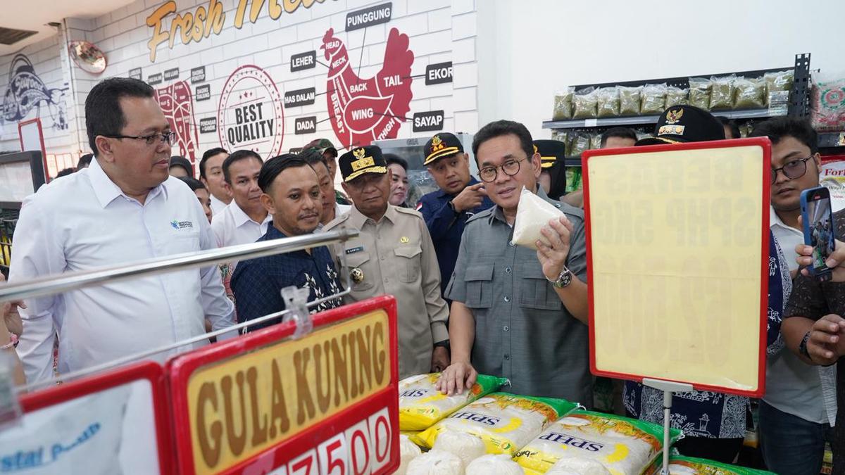 Mendag Target Ritel Aceh Sumut, Pemulihan Ritel Februari 2026, Zulkifli Hasan Aceh Sumut, Stabilitas Harga Pangan.