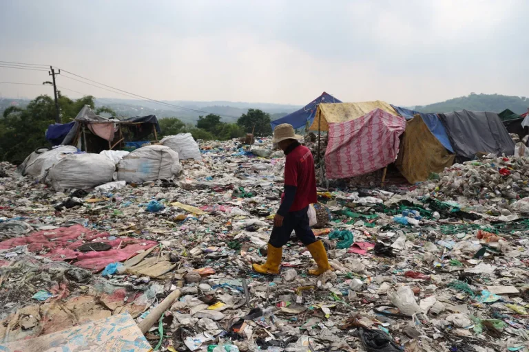 BPI Danantara segera mengumumkan pemenang proyek sampah jadi listrik (PSEL) senilai Rp 10 triliun.