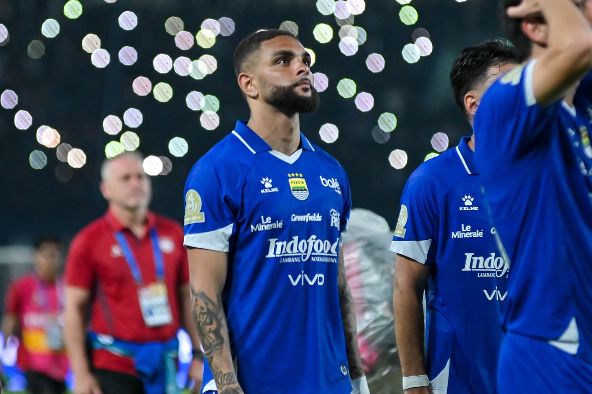 Ratchaburi FC menghancurkan harapan Persib Bandung dalam laga krusial ACL 2. Simak ulasan taktik, rapor pemain