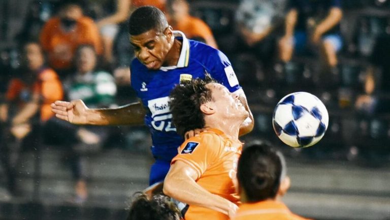 Persib Bandung menghadapi jalan terjal usai hasil buruk kontra Ratchaburi.