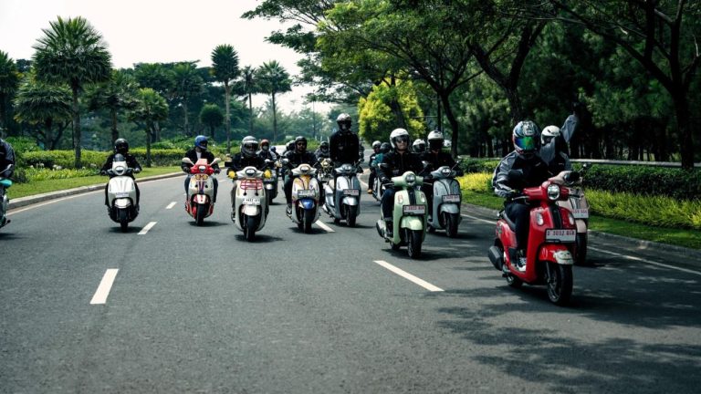 Yamaha Indonesia secara aktif memperkenalkan koleksi warna terbaru Grand Filano dan Fazzio 2026 lewat ajang touring.