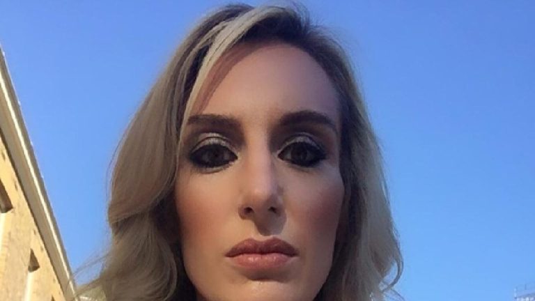 Waspada Jeratan Asmara: Kisah Model Penipu Perdayai Pria demi Gaya Hidup Mewah