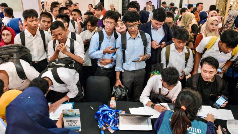 Daftar Lowongan Kerja Sektor Migas Hoaks, Simak Cara Hindari Penipuan