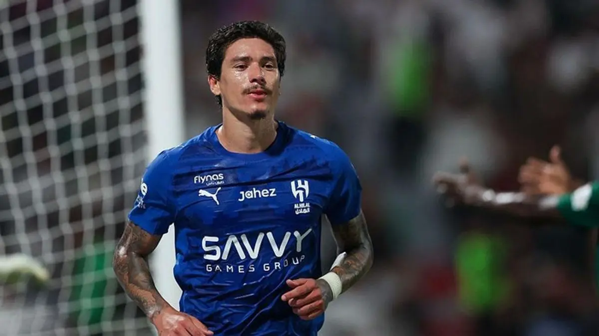 Juventus Incar Darwin Nunez: Analisis Pemicu dan Tantangan Transfer Raksasa!