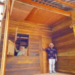 Inovasi! Kayu Hanyutan Banjir Aceh & Sumatera Jadi Material Huntara Warga