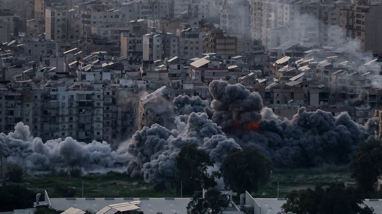 Rupiah Tembus Rp 17.030! Konflik Israel Lebanon Paksa Mata Uang Garuda Bertekuk Lutut